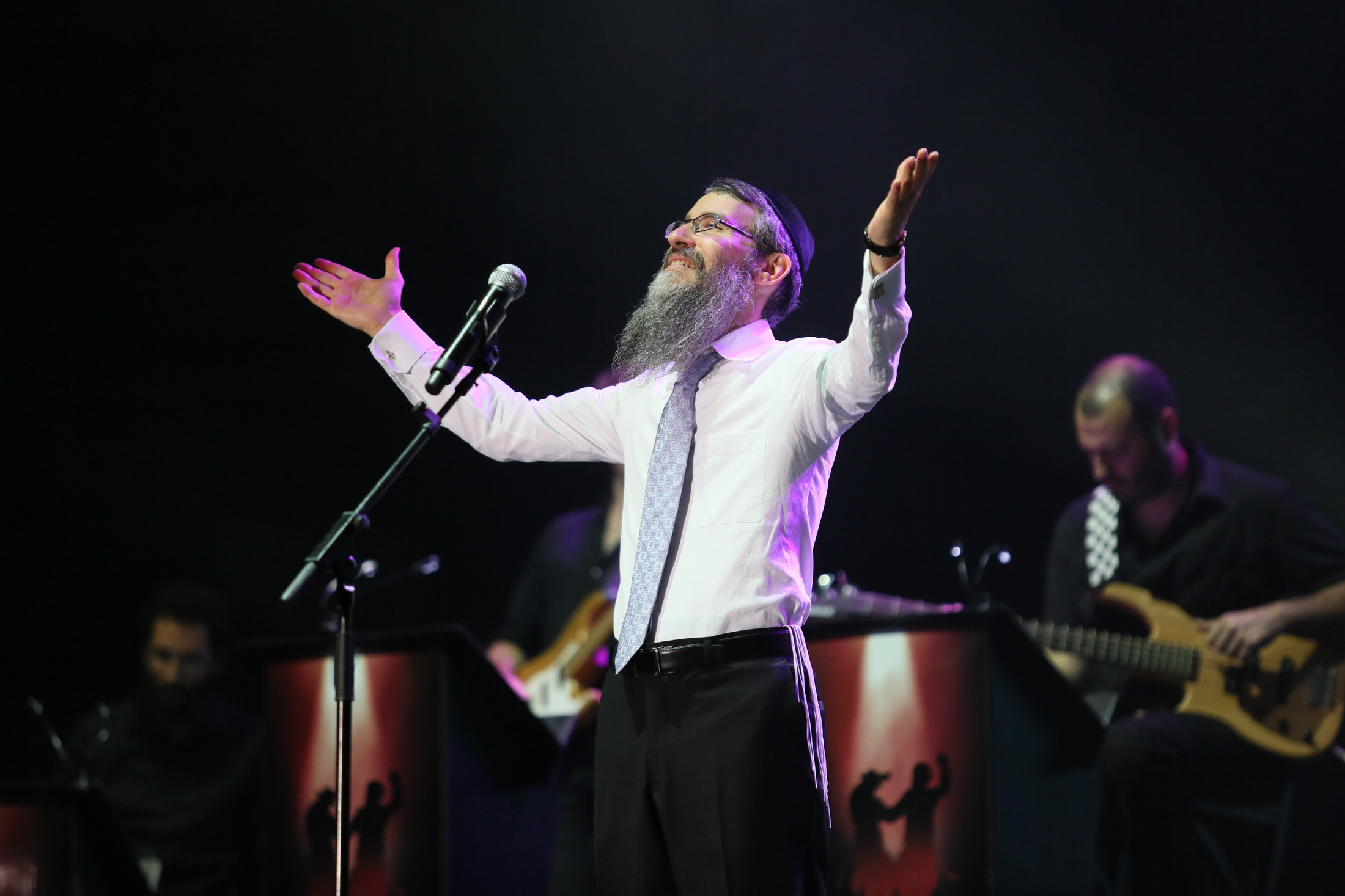 אברהם פריד באמפי אשדוד אברהם פריד באמפי אשדוד